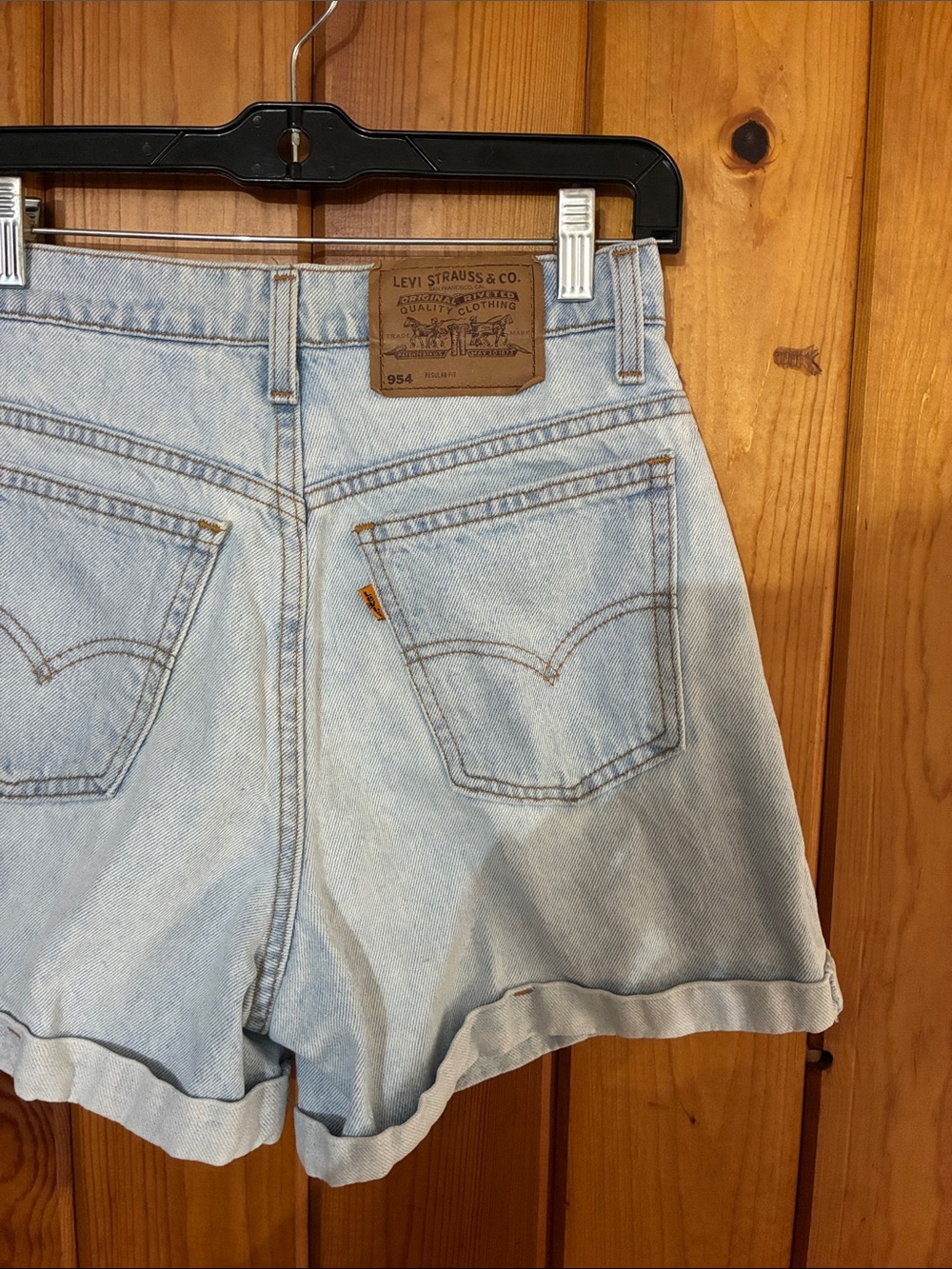 Levi's Light Blue High-Rise Rolled Hem Denim Shorts 954 shorts size 9 - Picture 4 of 6